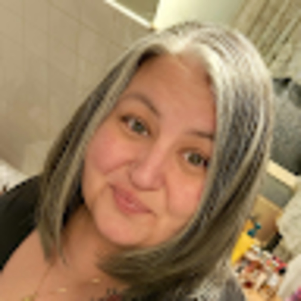 Meet your Posher, Raquel